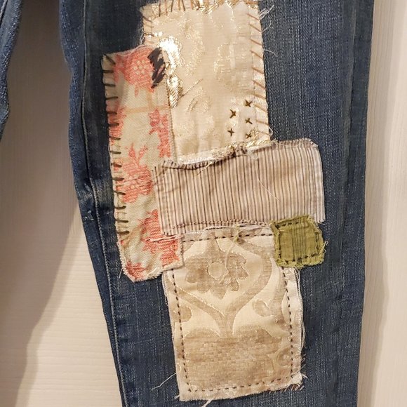 Pilcro Patched Jeans - Picture 5 of 7